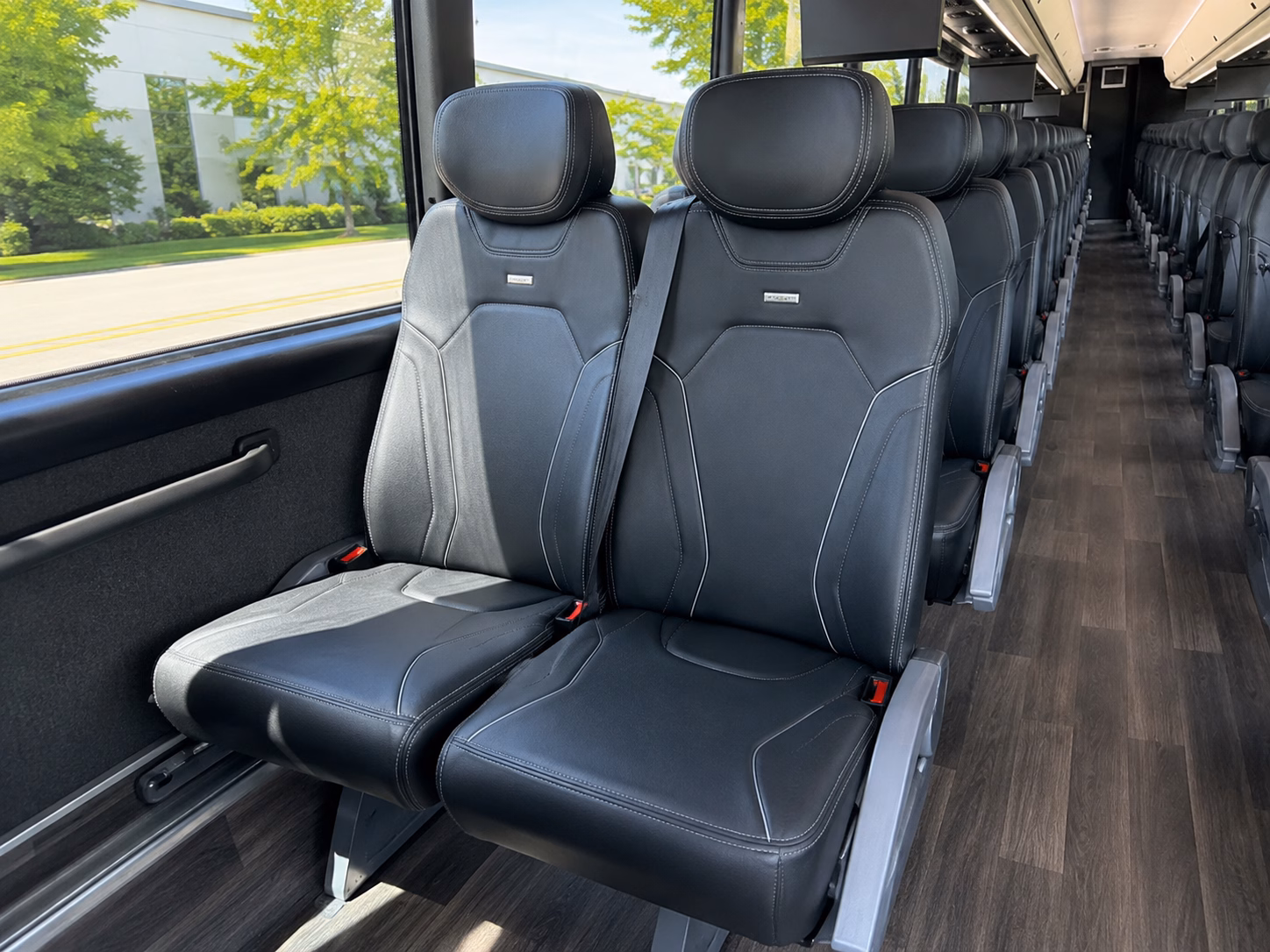 jackson airport shuttles for military and government travel